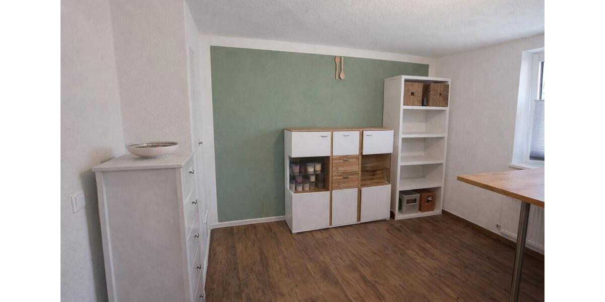 Dachgeschoßwohnung Flieden - 3 Zimmer, 90 m&sup2;, 700&euro; | Angebot:26044433