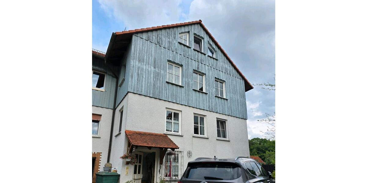 Einfamilienhaus Eiterfeld - 9 Zimmer, 220 m&sup2;, 300.000&euro; | Angebot:26770391