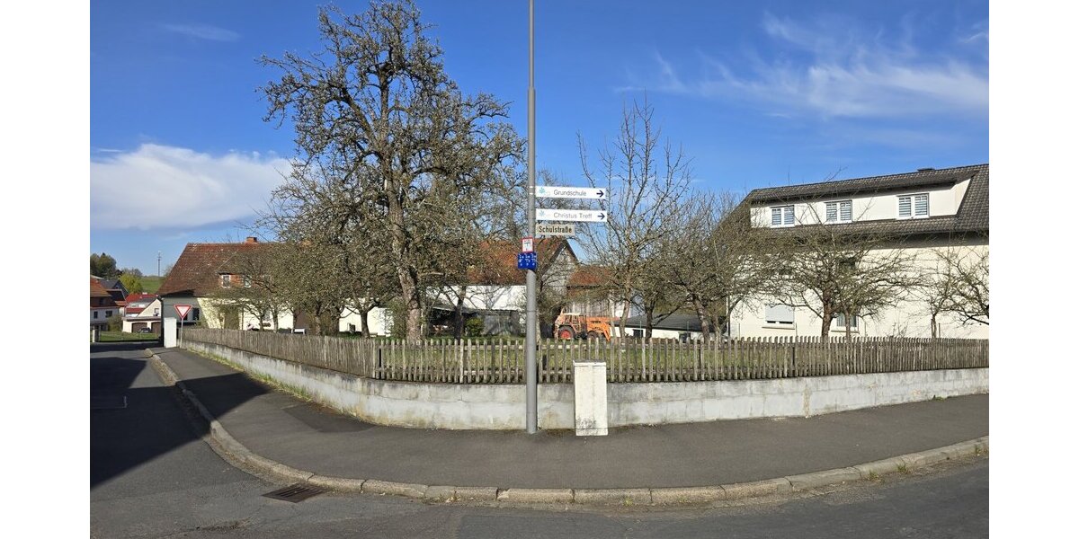 Kalbach-OT, EFH + Scheune - Einfamilienhaus Kalbach Uttrichshausen | Angebot:26093481