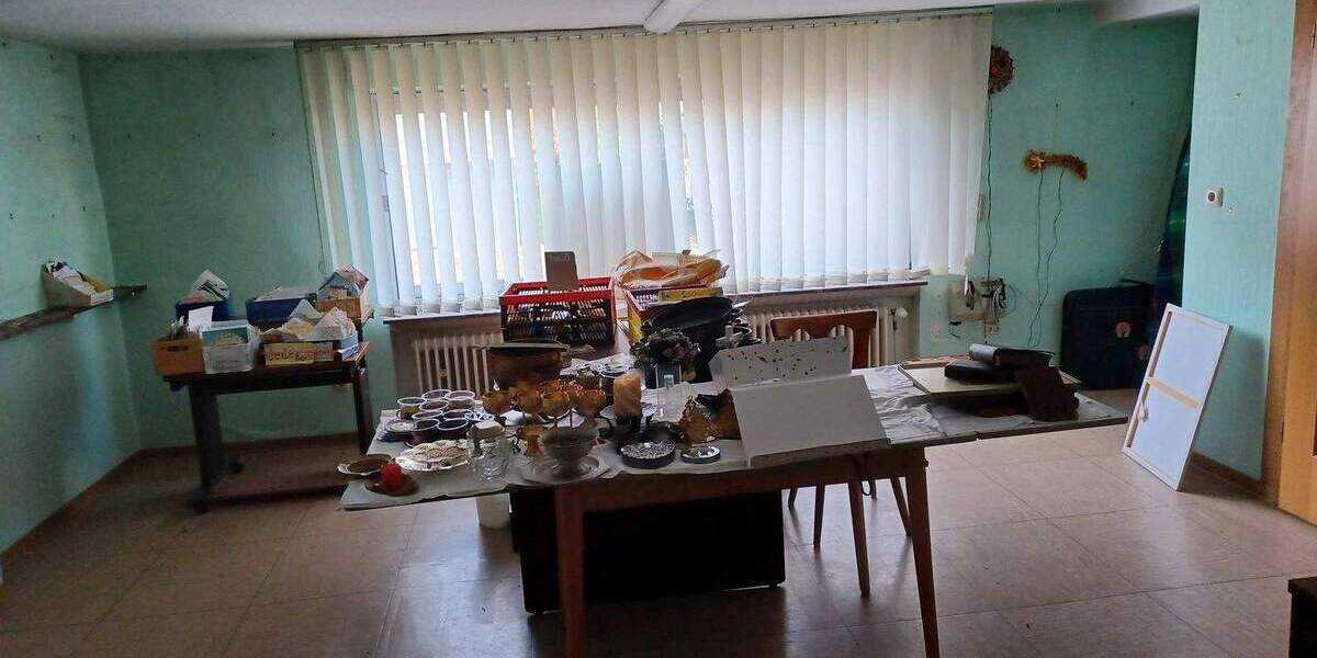 Einfamilienhaus Grebenhain Ilbeshausen-Hochwaldhausen - 2 Zimmer, 541 m&sup2;, 195.000&euro; | Angebot:25693686