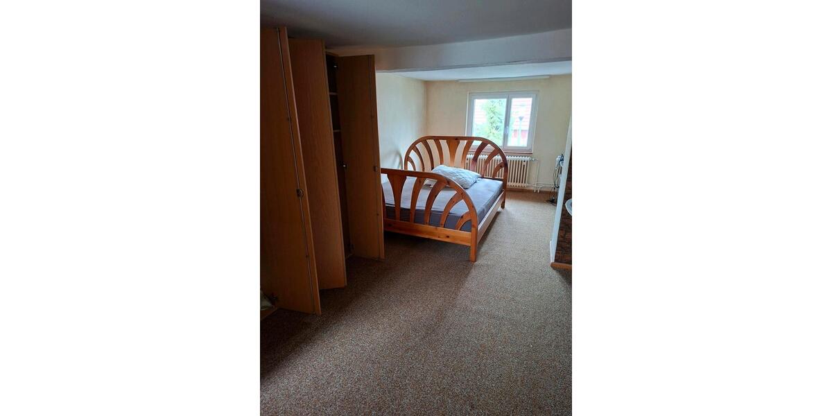 Einfamilienhaus Bad Salzschlirf - 8 Zimmer, 240 m&sup2;, 135.000&euro; | Angebot:23580955