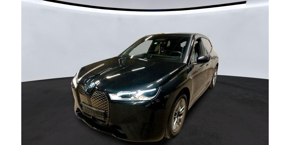 BMW iX 28.500 km 35.999 &euro; Fulda 36043