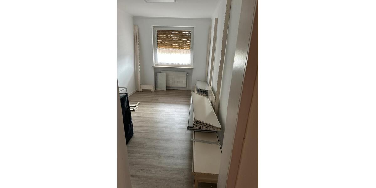 Erdgeschoßwohnung Nüsttal - 3 Zimmer, 110 m&sup2;, 1.000&euro; | Angebot:26455982