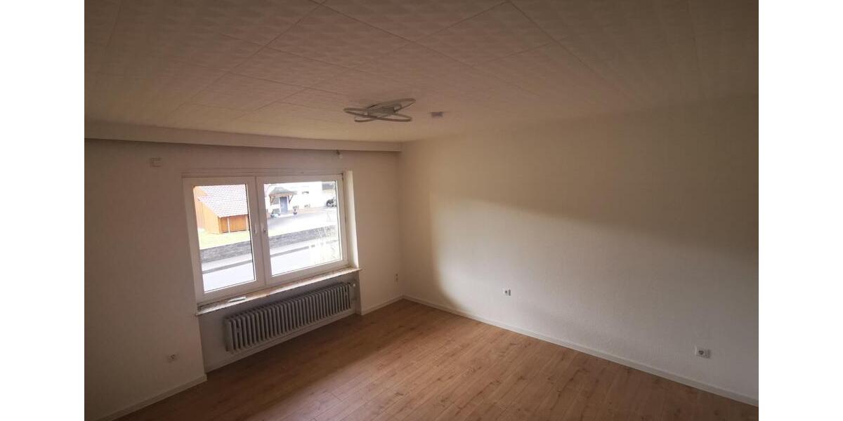 Etagenwohnung Fulda Aschenberg - 4 Zimmer, 106 m&sup2;, 480&euro; | Angebot:25640931