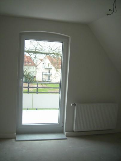 Dachgeschoßwohnung Petersberg - 3 Zimmer, 41 m&sup2;, 395&euro; | Angebot:26543122