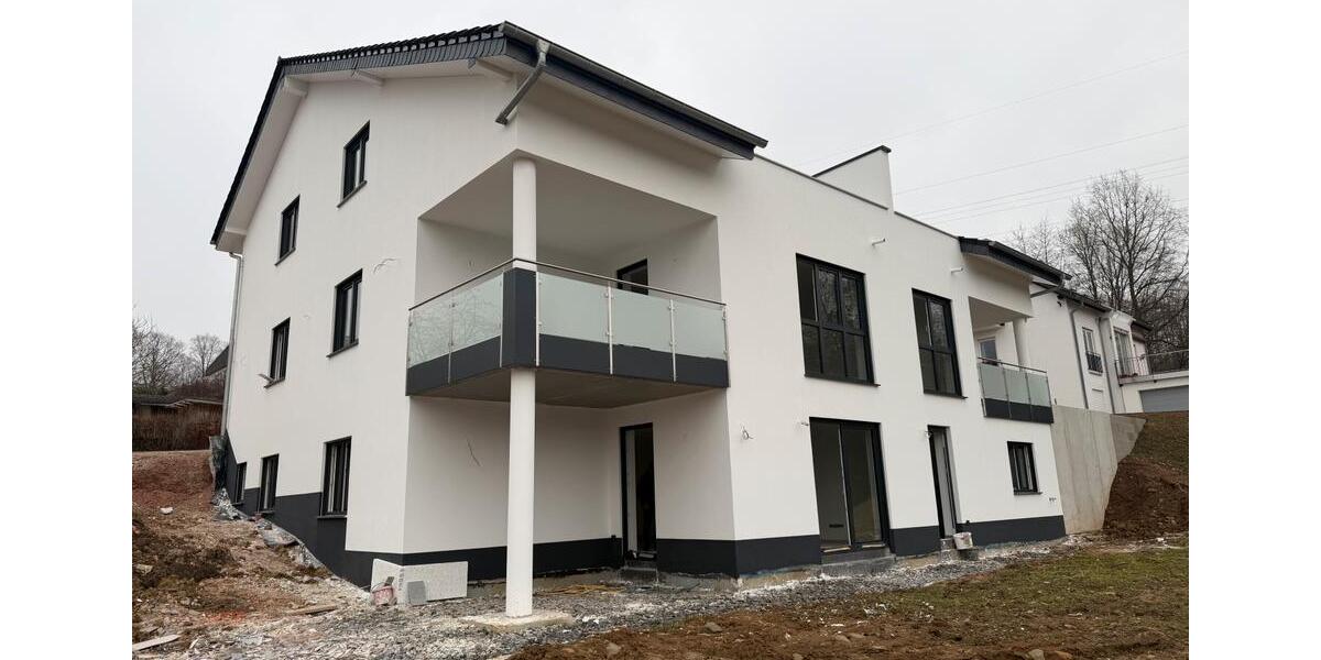 Erdgeschoßwohnung Schlüchtern - 3 Zimmer, 94 m&sup2;, 1.350&euro; | Angebot:24888612