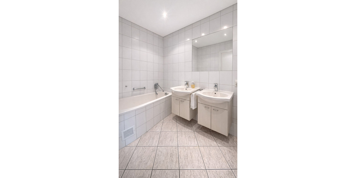 Etagenwohnung Fulda Gläserzell - 4 Zimmer, 133 m&sup2;, 249.000&euro; | Angebot:26105416