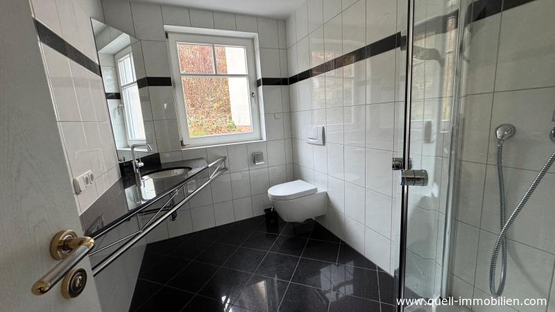 Einfamilienhaus Fulda Aschenberg - 3 Zimmer, 221 m&sup2;, 2.000&euro; | Angebot:25979192