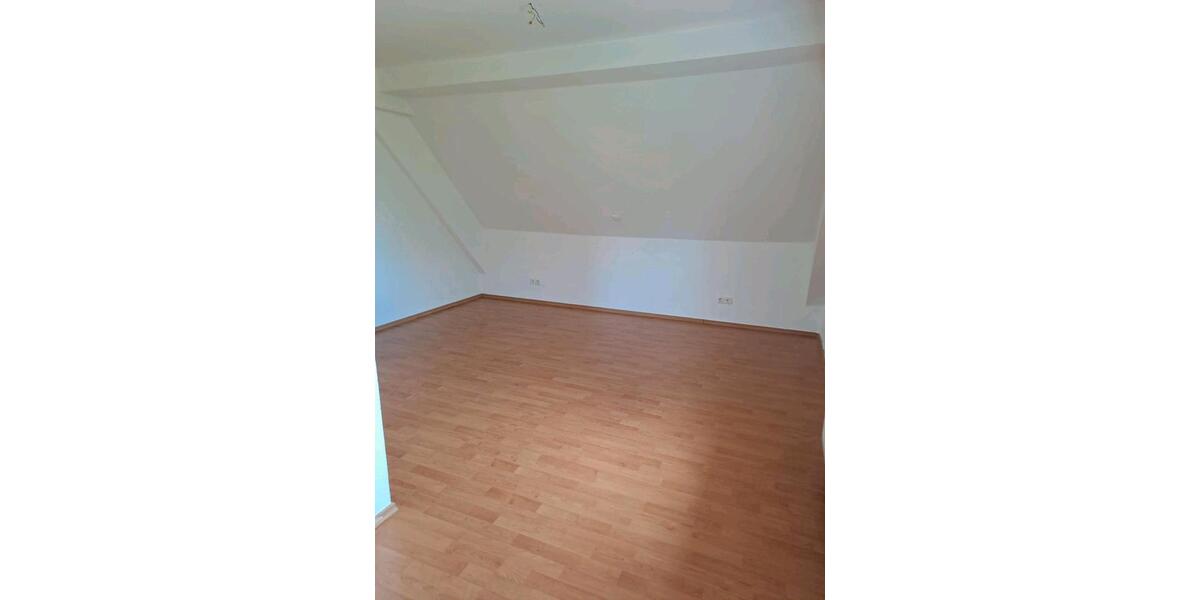 Dachgeschoßwohnung Bischofsheim in der Rhön - 1 Zimmer, 89 m&sup2;, 450&euro; | Angebot:24571673