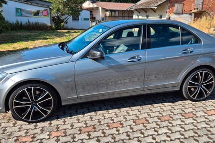 Mercedes-Benz C 350 169.000 km 14.500 &euro; Kalbach 36148