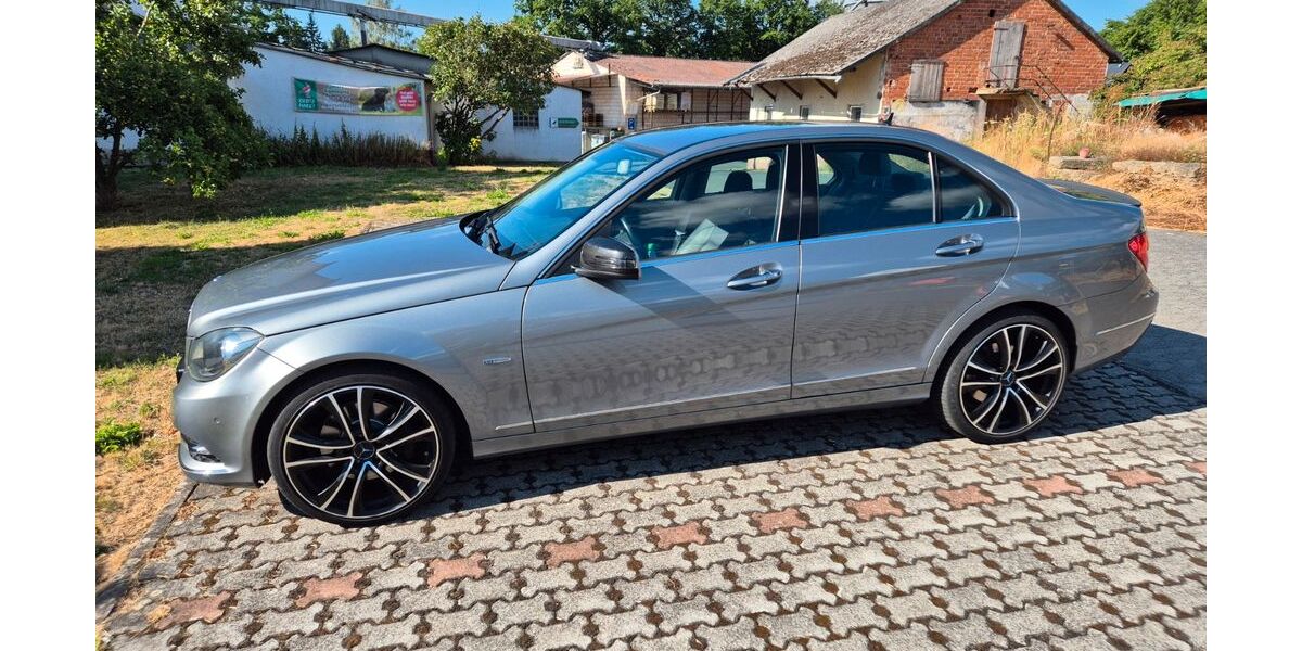 Mercedes-Benz C 350 169.000 km 14.500 &euro; Kalbach 36148