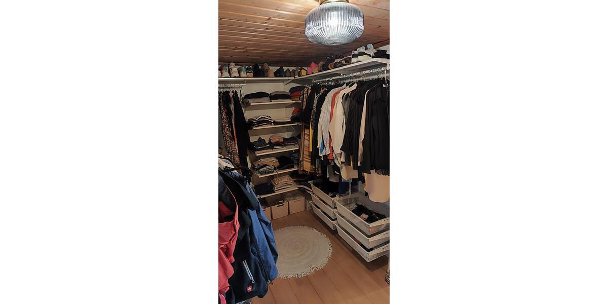 Etagenwohnung Burghaun - 5.5 Zimmer, 107 m&sup2;, 1.250&euro; | Angebot:24655667