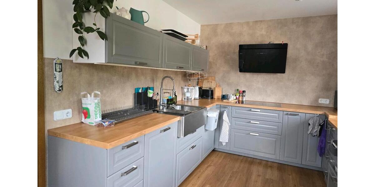 Einfamilienhaus Eiterfeld - 9 Zimmer, 220 m&sup2;, 300.000&euro; | Angebot:26770391