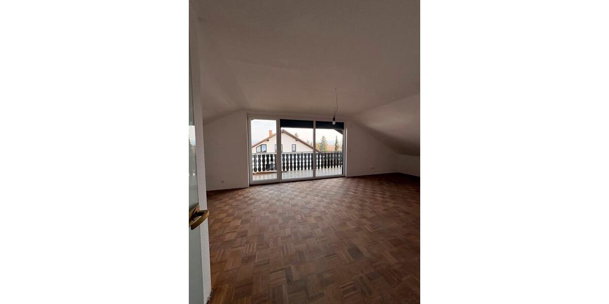 Dachgeschoßwohnung Fulda Fulda-Galerie - 3 Zimmer, 86 m&sup2;, 880&euro; | Angebot:25830845