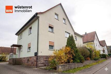 Haus Wartenberg / Angersbach Angersbach - 9 Zimmer, 250 m&sup2;, 279.000&euro; | Angebot:25668597