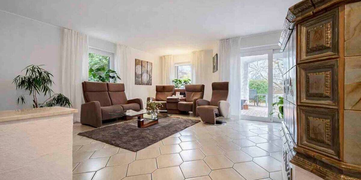 Einfamilienhaus Hosenfeld - 7 Zimmer, 569.000&euro; | Angebot:26081006