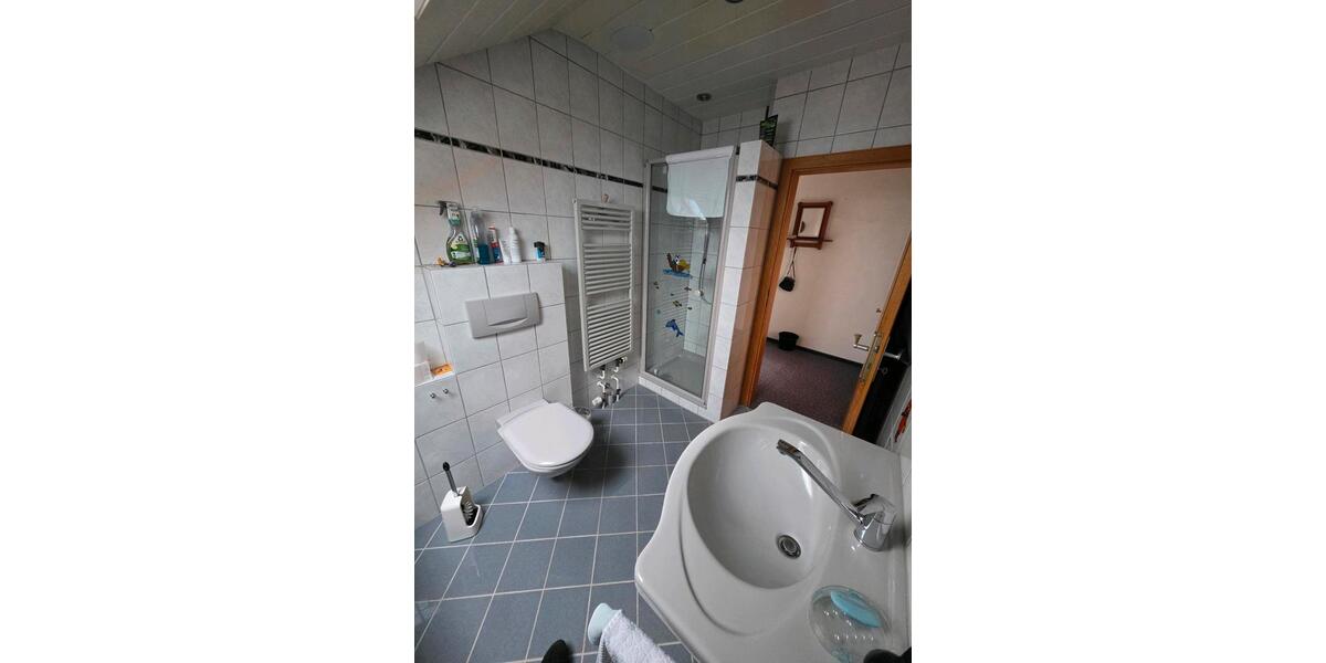 Mehrfamilienhaus, Wohnhaus Großenlüder - 13 Zimmer, 250 m&sup2;, 450.000&euro; | Angebot:26176843