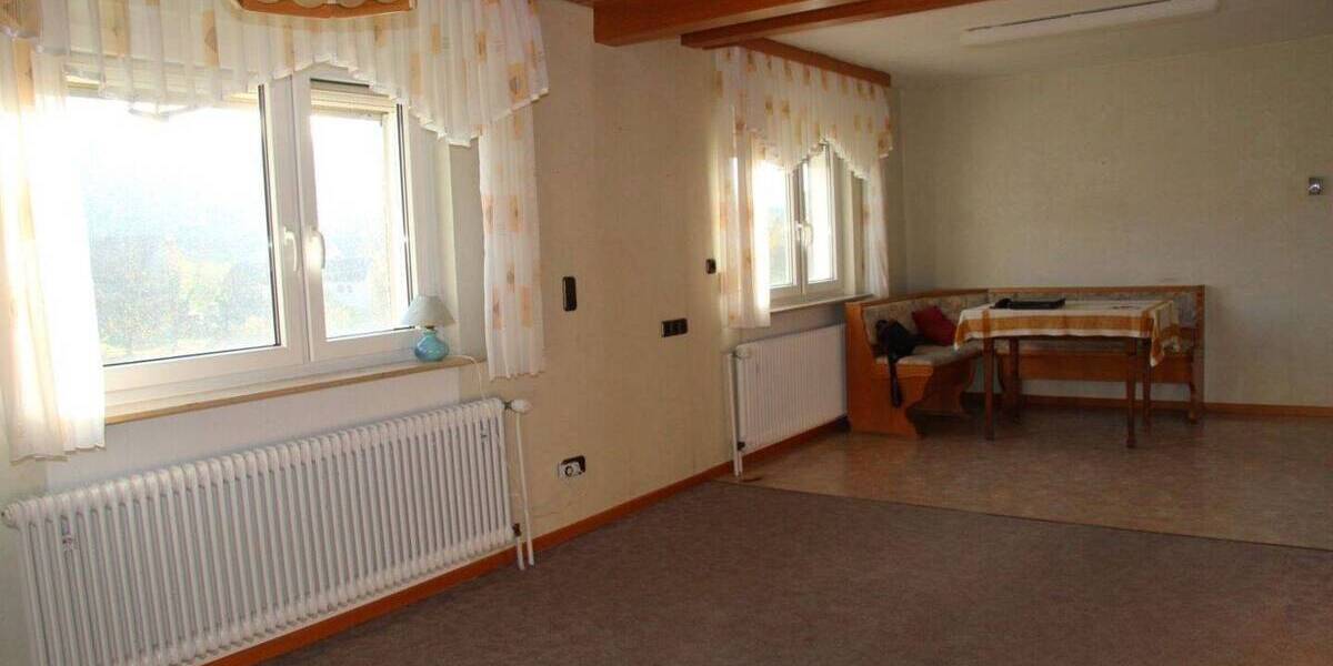 Mehrfamilienhaus, Wohnhaus Herbstein Rixfeld - 8 Zimmer, 190 m&sup2;, 169.000&euro; | Angebot:25746666