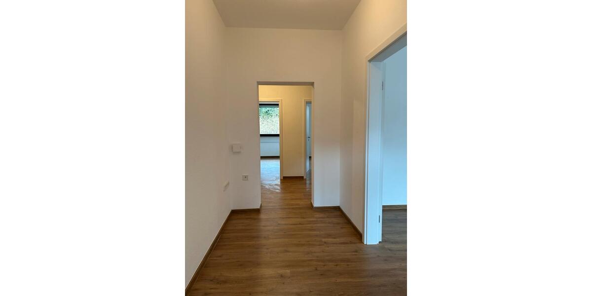 Etagenwohnung Bad Brückenau - 3 Zimmer, 80 m&sup2;, 140.000&euro; | Angebot:26875310
