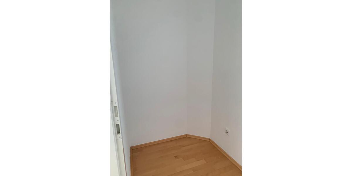 Etagenwohnung Hünfeld - 2 Zimmer, 60 m&sup2;, 895&euro; | Angebot:26024516