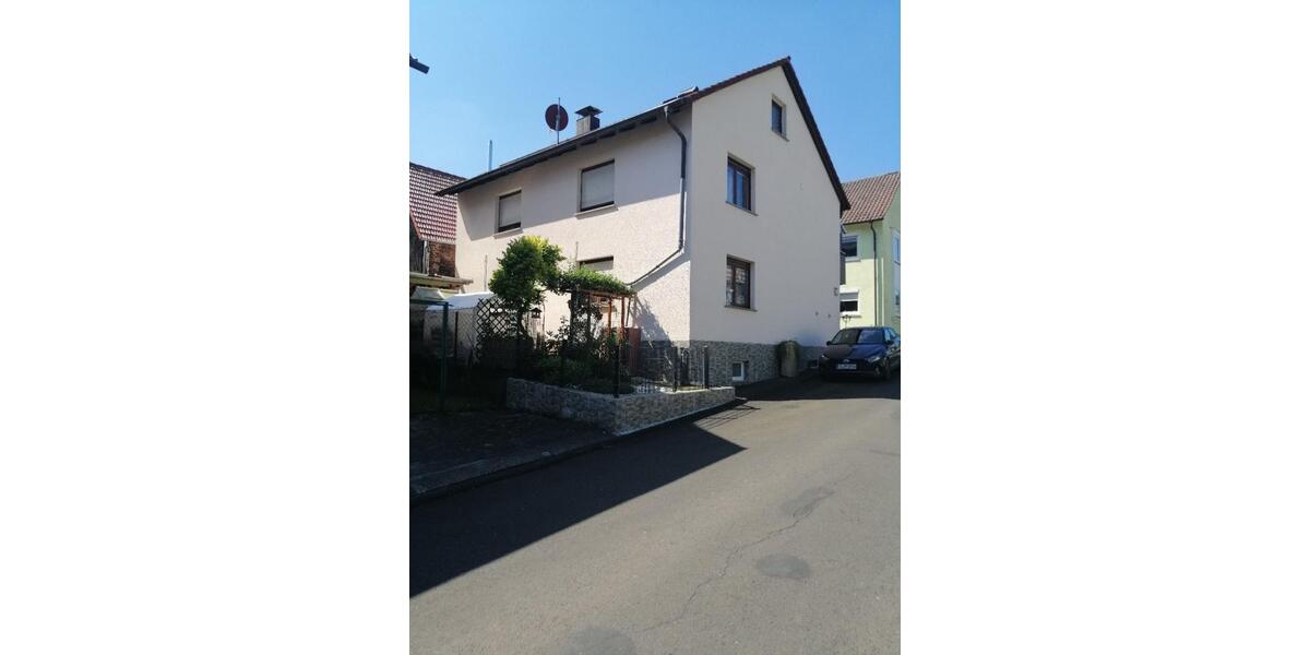 Einfamilienhaus Tann (Rhön) - 10 Zimmer, 263 m&sup2;, 359.000&euro; | Angebot:23226409