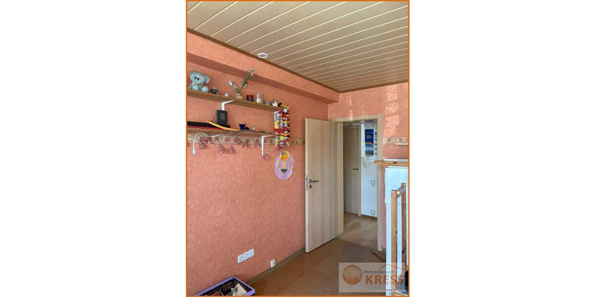 Einfamilienhaus Neuhof - 7 Zimmer, 132 m&sup2;, 290.000&euro; | Angebot:25704511