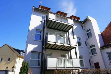 Haus Bad Salzschlirf - 12 Zimmer, 282 m&sup2;, 290.000&euro; | Angebot:26692323