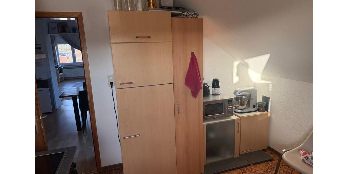 Dachgeschoßwohnung Großenlüder - 3 Zimmer, 90 m&sup2;, 600&euro; | Angebot:26312754