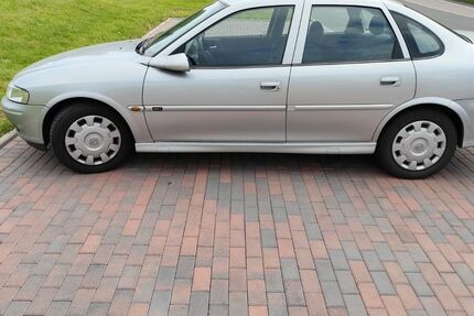 Opel Vectra 100.510 km 2.200 &euro; Burghaun 36151