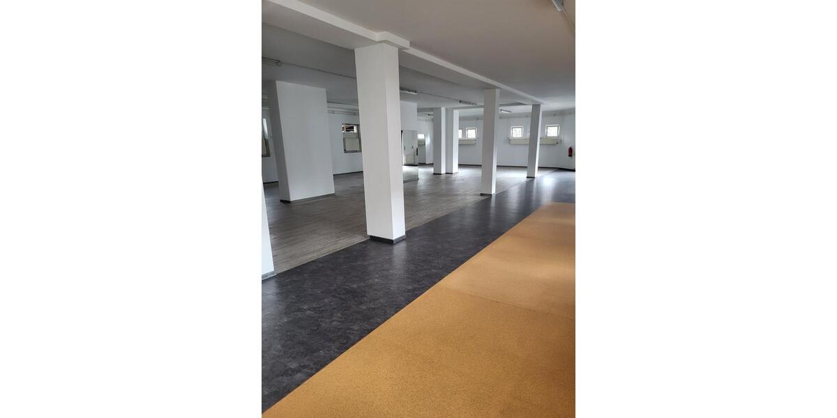 Gewerbeobjekt Lauterbach (Hessen) - 2.900&euro; | Angebot:25272025