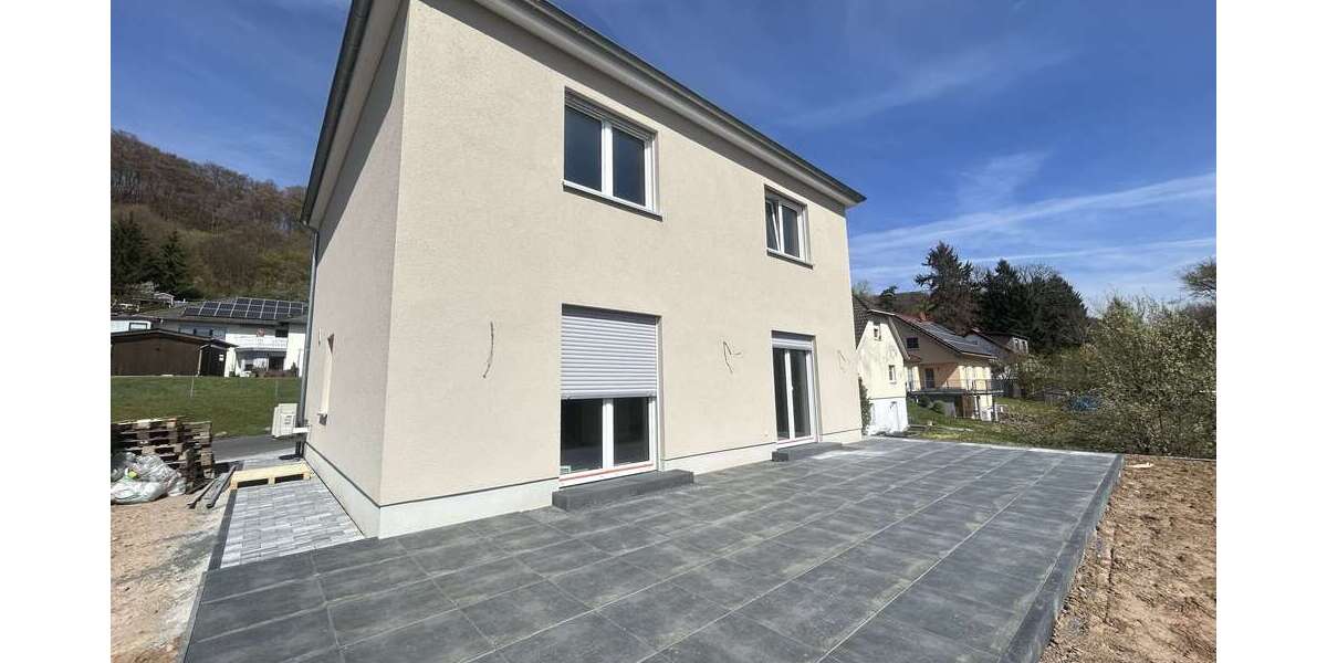 Einfamilienhaus Schlüchtern - 6 Zimmer, 158 m&sup2;, 1.860&euro; | Angebot:24972865