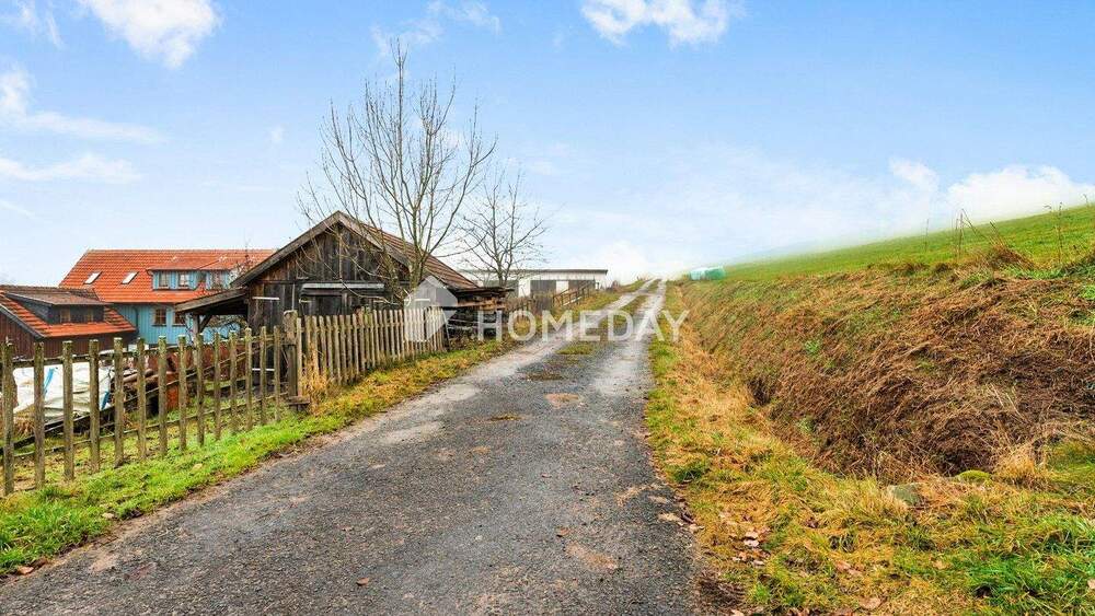 Einfamilienhaus Gersfeld Sandberg - 8 Zimmer, 168 m&sup2;, 348.000&euro; | Angebot:25773264