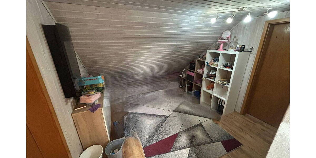 Einfamilienhaus Fulda Niesig - 8 Zimmer, 190 m&sup2;, 399.000&euro; | Angebot:26486745