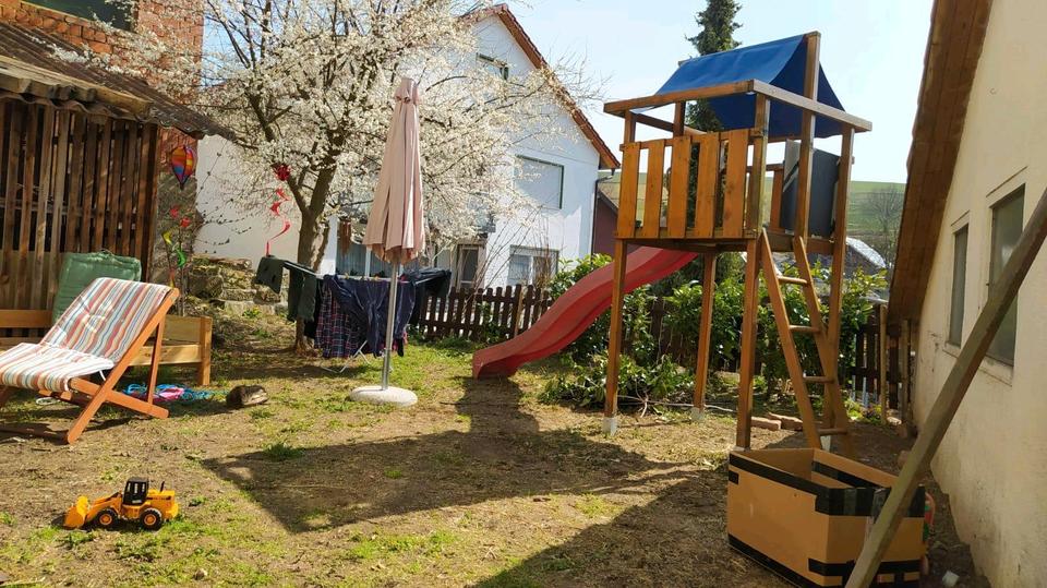 Einfamilienhaus Niederaula - 2 Zimmer, 150 m&sup2;, 79.000&euro; | Angebot:23590007