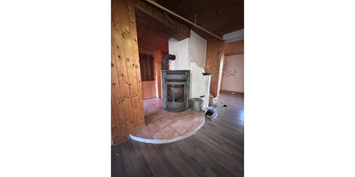 Einfamilienhaus Herbstein - 5 Zimmer, 100 m&sup2;, 85.000&euro; | Angebot:27092583