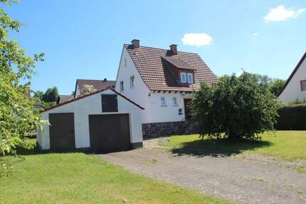 Haus Herbstein Altenschlirf - 7 Zimmer, 153 m&sup2;, 185.000&euro; | Angebot:26751885