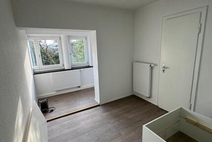Haus Fulda - 7 Zimmer, 165 m&sup2;, 1.900&euro; | Angebot:25833334