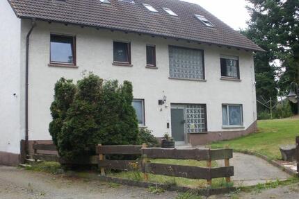 Haus Freiensteinau - 12 Zimmer, 240 m&sup2;, 265.000&euro; | Angebot:24763541