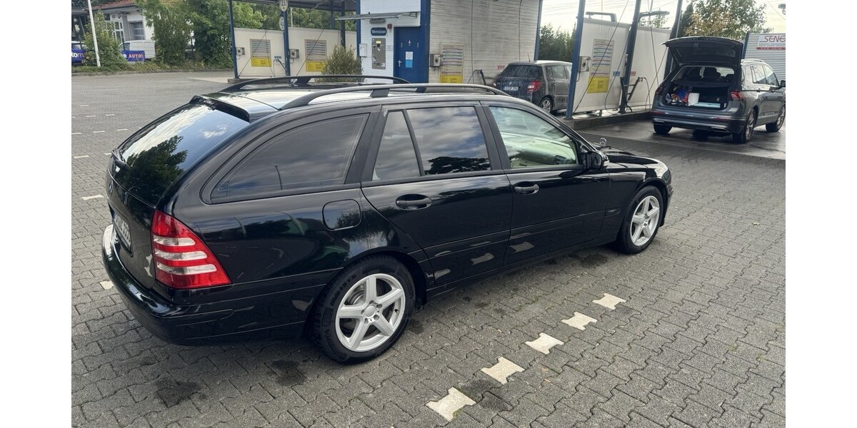 Mercedes-Benz C-Klasse 249.000 km 3.800 &euro; Fulda 36037