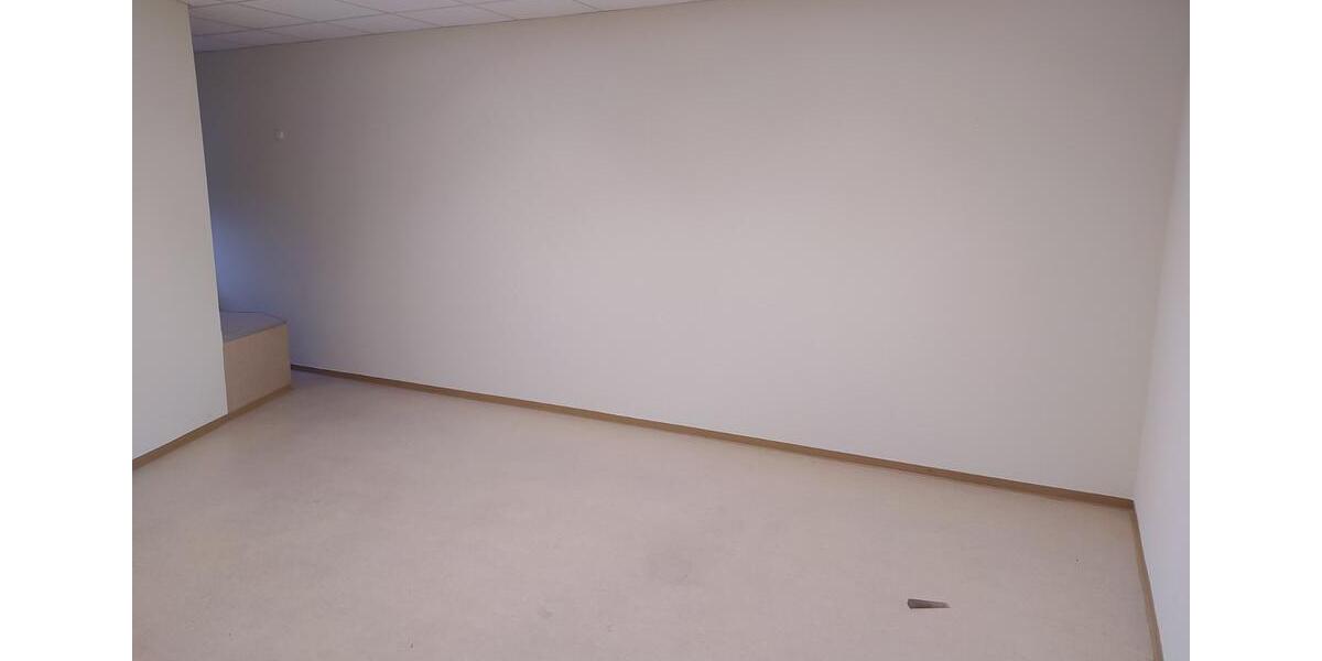 Gewerbeobjekt Hünfeld - 2 Zimmer, 7 m&sup2;, 849&euro; | Angebot:24984625