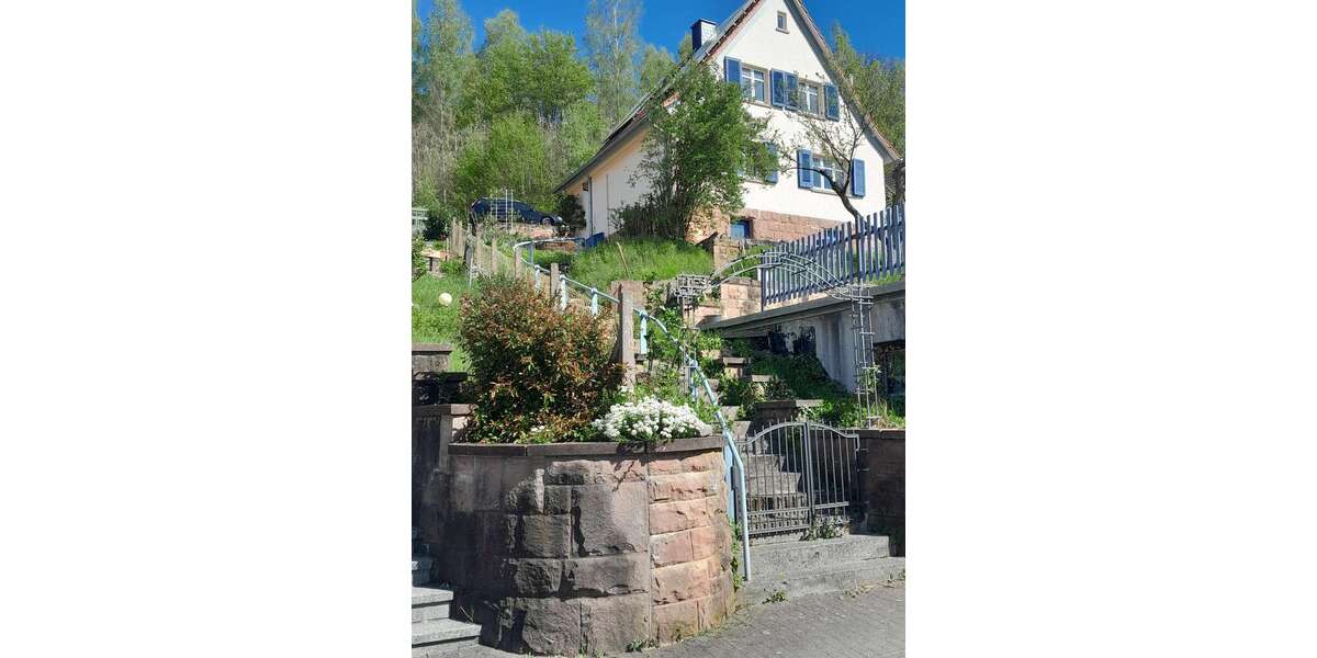Einfamilienhaus Sinntal - 6 Zimmer, 95 m&sup2;, 260.000&euro; | Angebot:26584057