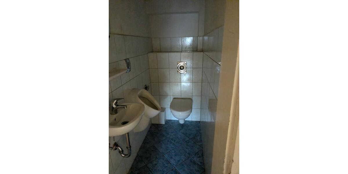 Einfamilienhaus Grebenhain - 8 Zimmer, 155 m&sup2;, 169.000&euro; | Angebot:26646083