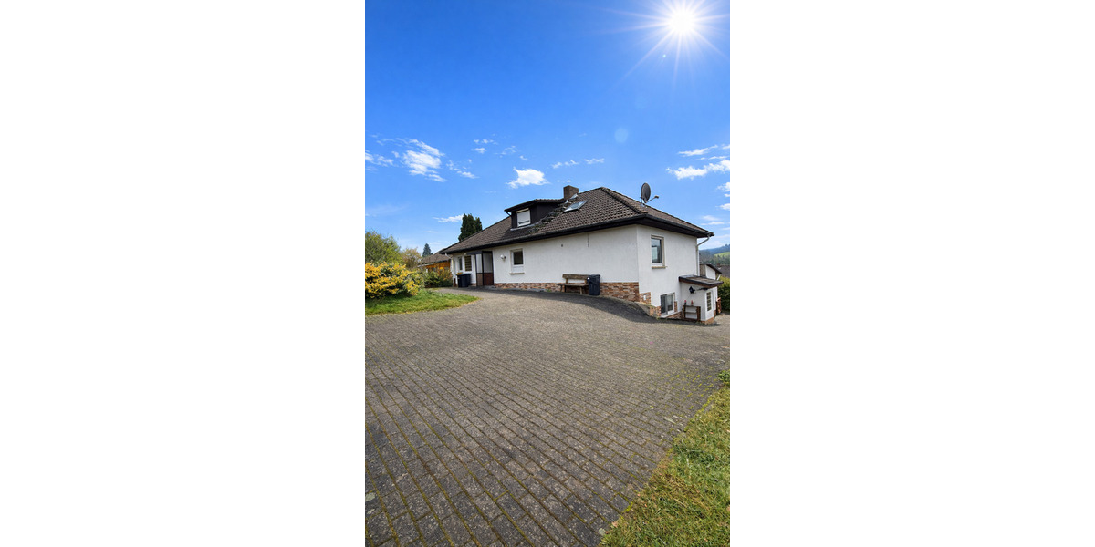 Einfamilienhaus Breitenbach am Herzberg Oberjossa - 9 Zimmer, 315 m&sup2;, 249.000&euro; | Angebot:25664657