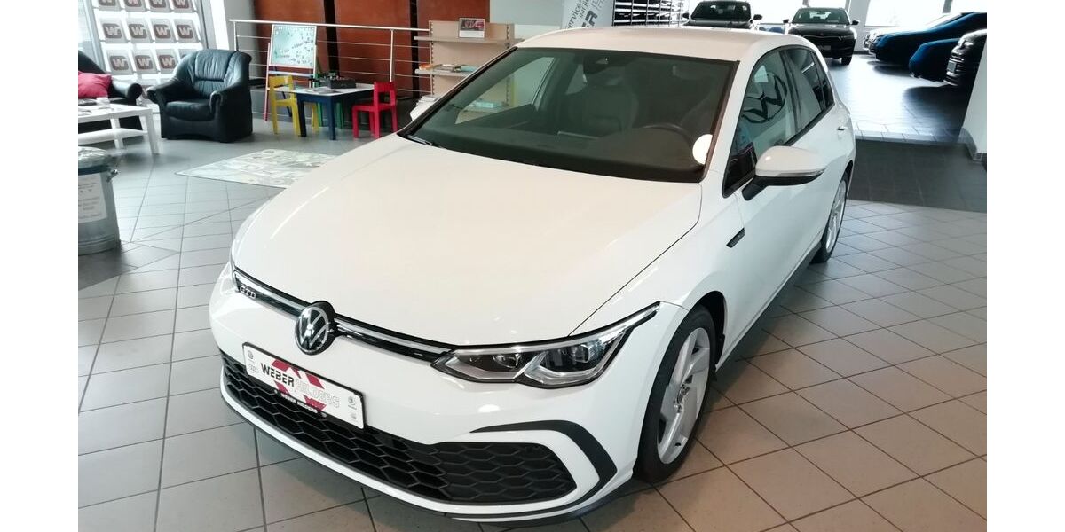 VW Golf 122.400 km 24.750 &euro; Hilders 36115