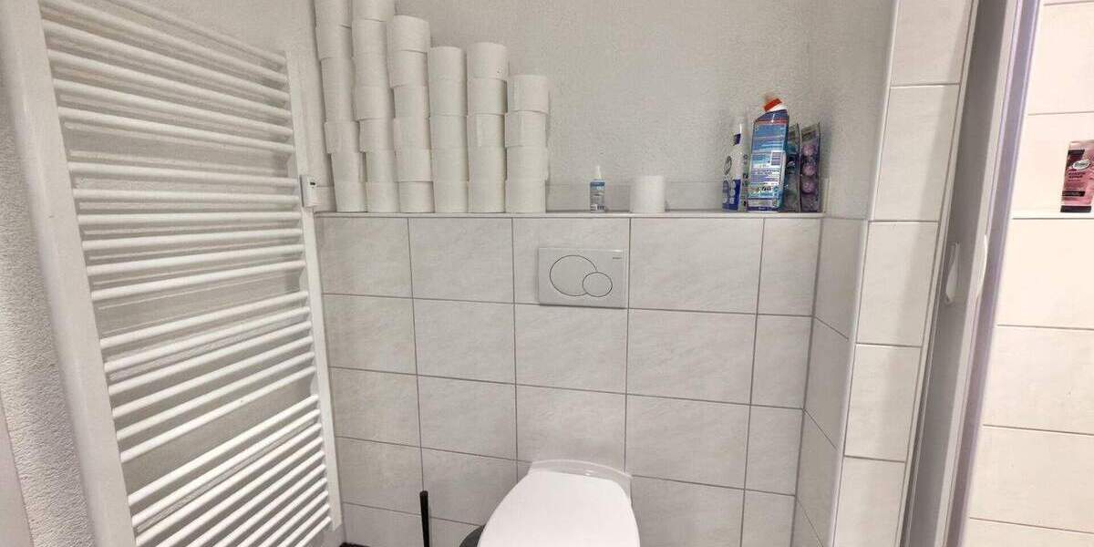 Mehrfamilienhaus, Wohnhaus Tann - 7 Zimmer, 211 m&sup2;, 190.000&euro; | Angebot:25692707