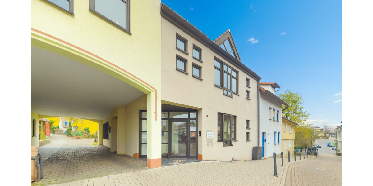 Einfamilienhaus Hünfeld - 13 Zimmer, 340 m&sup2;, 629.000&euro; | Angebot:23808389