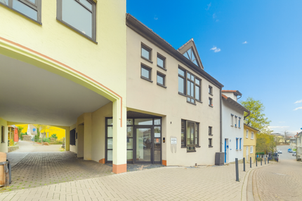 Haus Hünfeld - 13 Zimmer, 340 m&sup2;, 629.000&euro; | Angebot:23808389