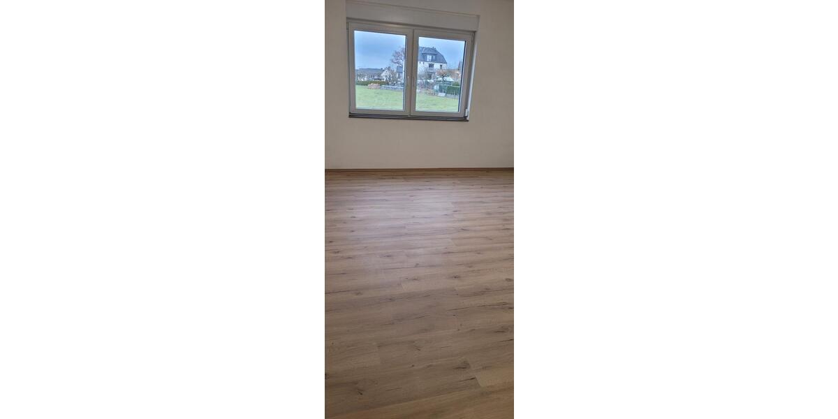 Erdgeschoßwohnung Eiterfeld - 1 Zimmer, 93 m&sup2;, 770&euro; | Angebot:25950851