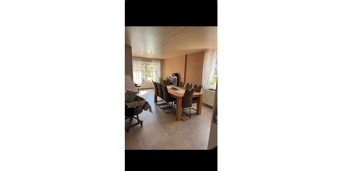 Einfamilienhaus Breitenbach am Herzberg - 8 Zimmer, 150 m&sup2;, 335.000&euro; | Angebot:25901388