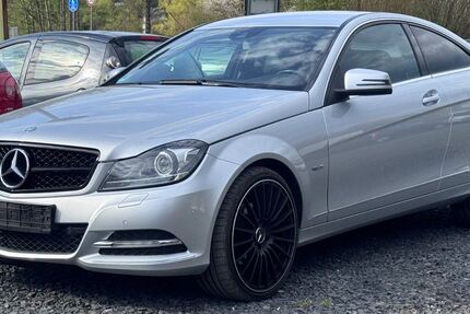 Mercedes-Benz C 220 227.000 km 8.900 &euro; Hünfeld 36088